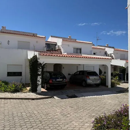 Oura Retreat Apartment Albufeira